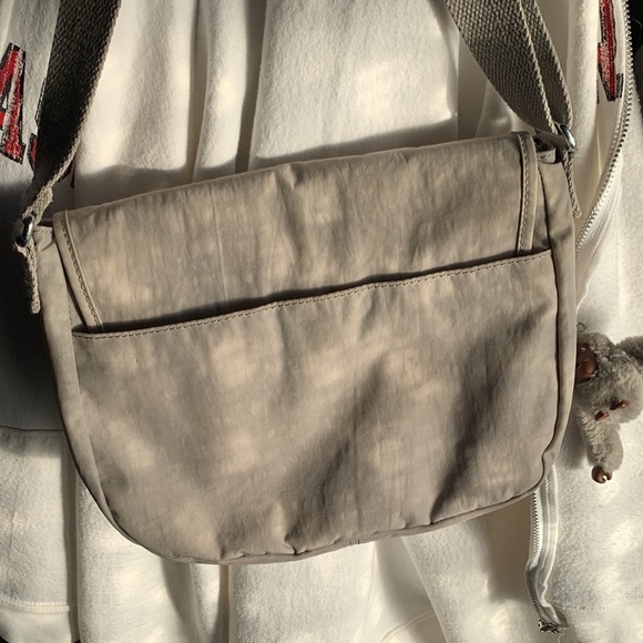Gray Kipling Purse - Picture 6 of 16